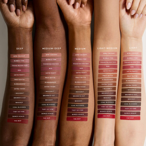 L�PIS LABIAL TRACED OUT LIP LINER